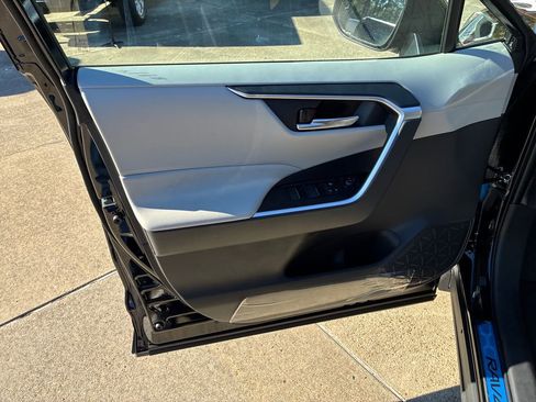 New 2025 Toyota RAV4 XLE image 11