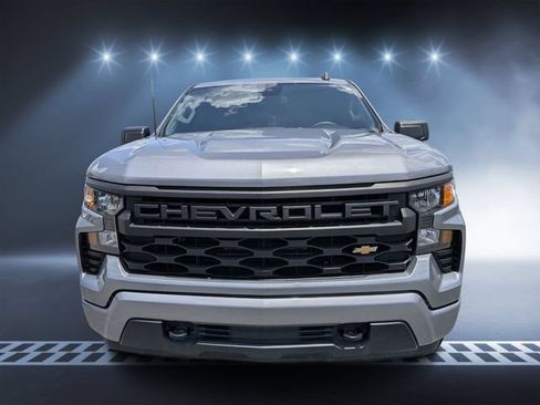 Used 2023 Chevrolet Silverado 1500 Custom AWD/4WD image 8
