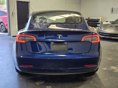 Used 2023 Tesla Model 3 Standard Range RWD image 3
