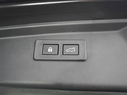 Used 2025 Subaru Outback Onyx Edition AWD/4WD image 11