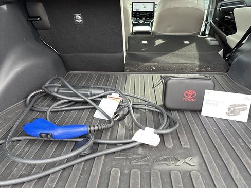 Used 2023 Toyota bZ4X Limited w/ Weather Package image 21