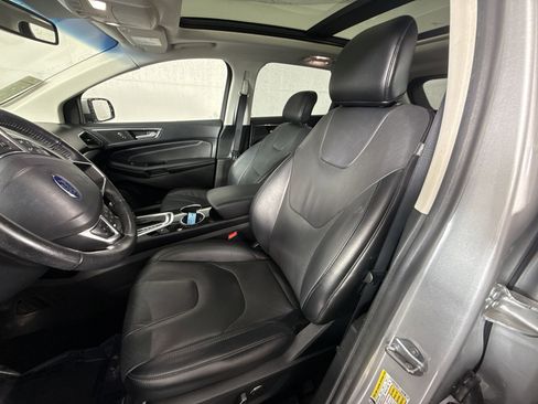 Used 2017 Ford Edge Titanium w/ Equipment Group 301A image 15