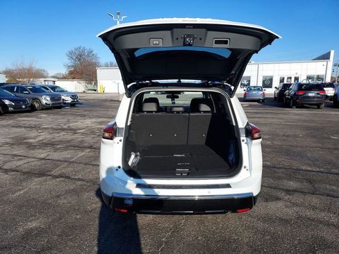 New 2026 Nissan Rogue Platinum w/ Platinum Premium Package image 23