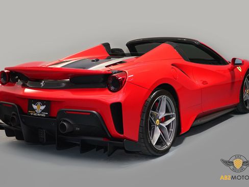Used 2020 Ferrari 488 Pista Spider image 6