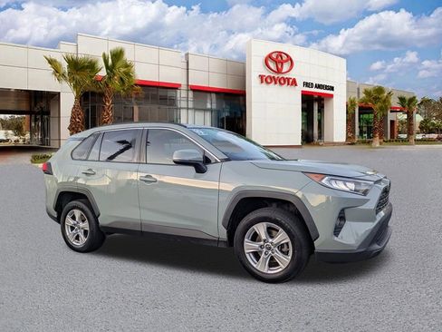 Used 2019 Toyota RAV4 XLE w/ Convenience Package image 1