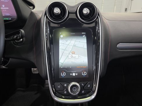 Used 2023 McLaren GT RWD image 13