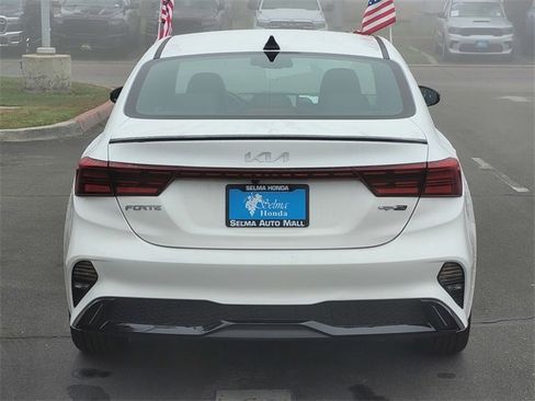 Used 2023 Kia Forte GT-Line image 6