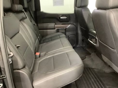 Used 2022 GMC Sierra 1500 SLT w/ SLT Premium Plus Package AWD/4WD image 32