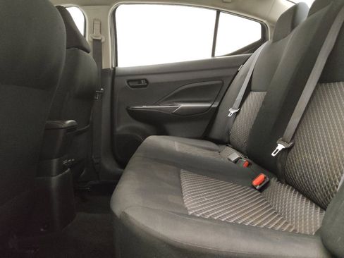 Used 2020 Nissan Versa S FWD image 18