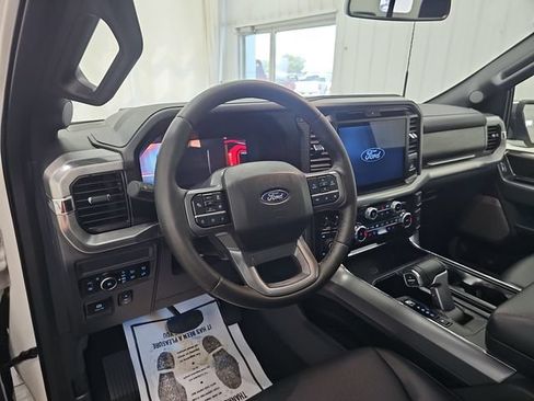 Used 2025 Ford F150 Lariat w/ Equipment Group 502A High AWD/4WD image 37