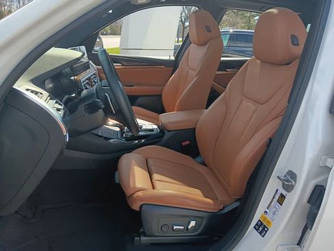 Used 2023 BMW X3 xDrive30i w/ Premium Package image 11