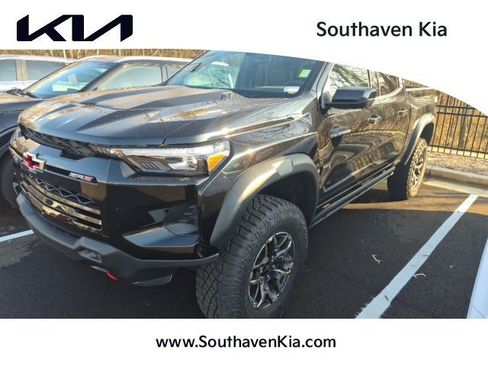 Used 2024 Chevrolet Colorado ZR2 w/ ZR2 Convenience Package III image 1