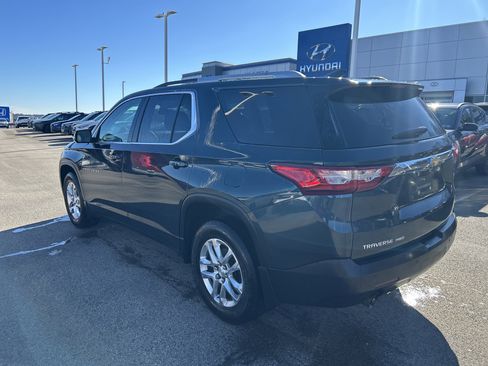 Used 2018 Chevrolet Traverse LT image 12