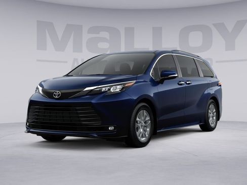 New 2026 Toyota Sienna XLE FWD image 1