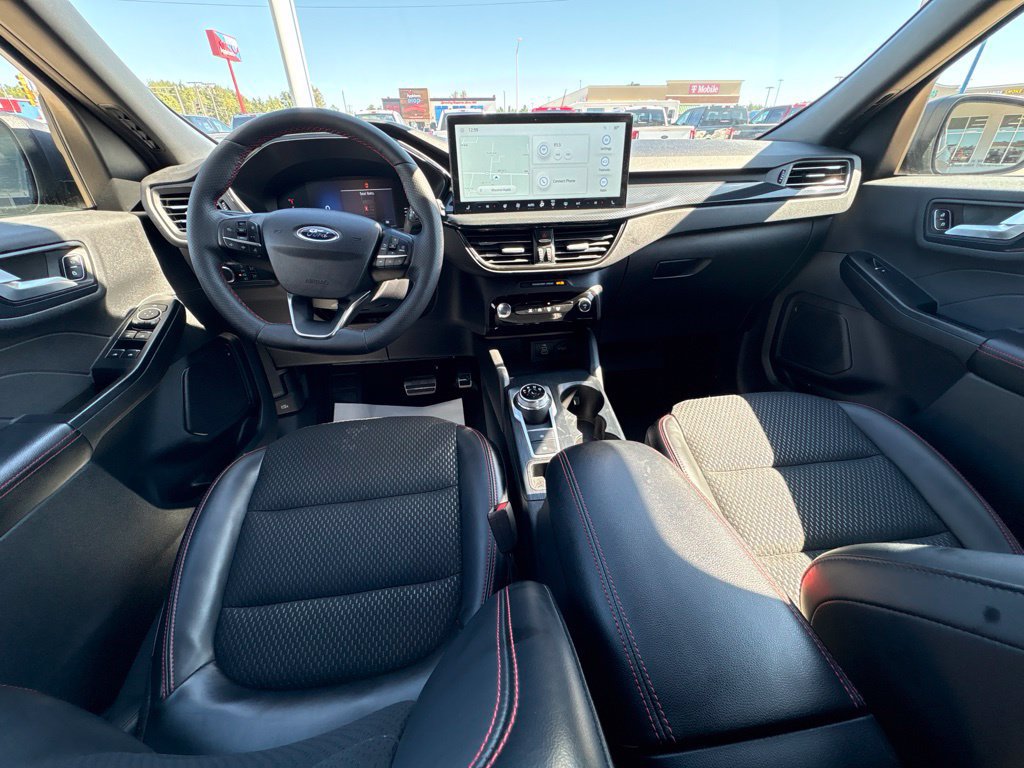 Used 2024 Ford Escape ST-Line w/ Tech Pack #1 AWD/4WD image 31