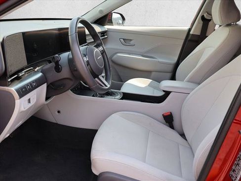 Used 2025 Hyundai Kona SEL AWD/4WD image 22