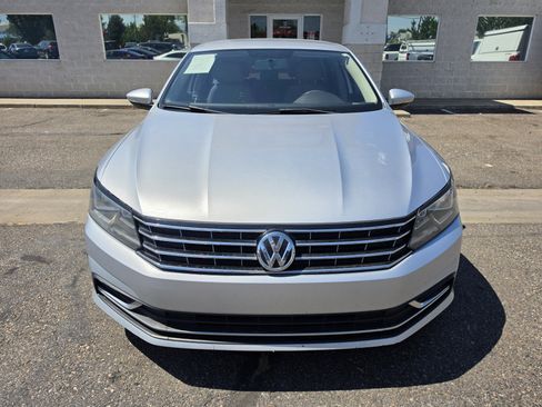 Used 2016 Volkswagen Passat 1.8T S FWD image 2