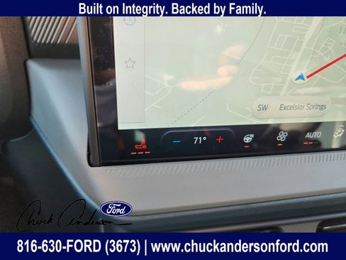 New 2025 Ford Maverick Lariat w/ Black Appearance Package AWD/4WD image 20