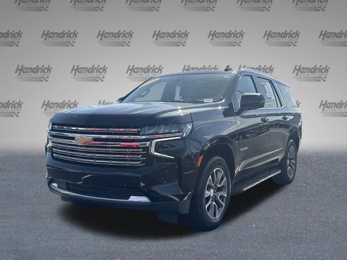 Used 2022 Chevrolet Tahoe LT w/ Luxury Package image 4