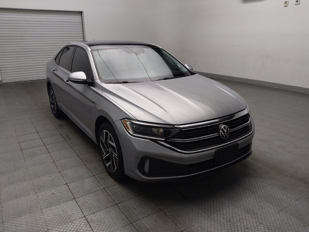 Used 2023 Volkswagen Jetta SEL FWD image 13