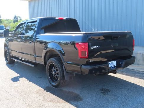 Used 2017 Ford F150 Lariat w/ Equipment Group 502A Luxury AWD/4WD image 9