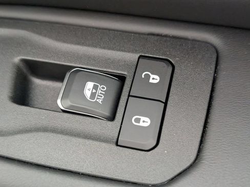 Used 2026 RAM 1500 Tungsten AWD/4WD image 34