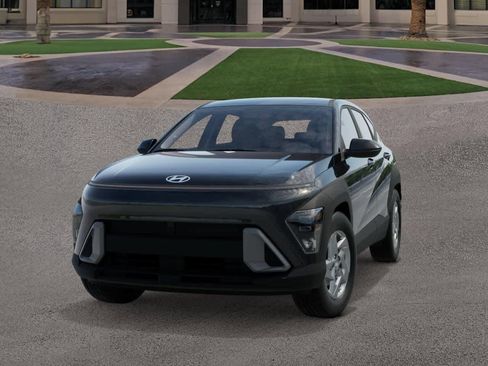 New 2026 Hyundai Kona SE image 6