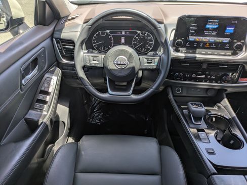 Certified 2023 Nissan Rogue SL w/ SL Premium Package FWD image 18