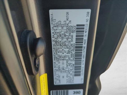 Used 2013 Toyota Tacoma PreRunner w/ Convenience Pkg image 16