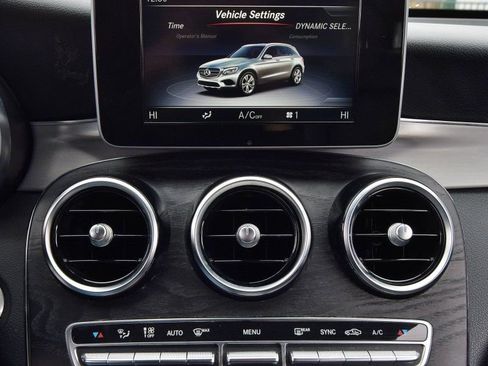 Used 2019 Mercedes-Benz GLC 300 4MATIC image 27