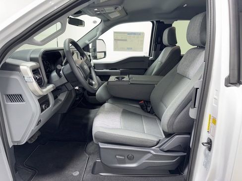 New 2026 Ford F350 XLT w/ FX4 Off-Road Package image 12