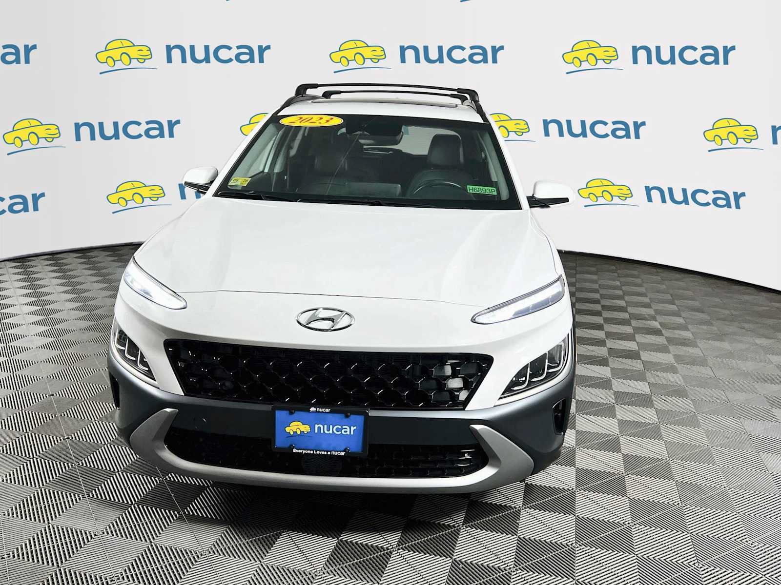 Certified 2023 Hyundai Kona Limited AWD/4WD image 2