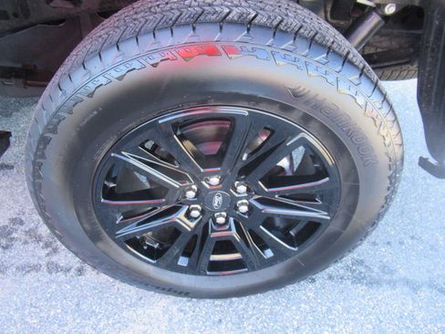 Used 2025 Ford F150 Platinum w/ Equipment Group 702A High AWD/4WD image 12