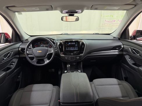 Used 2019 Chevrolet Traverse LT FWD image 24