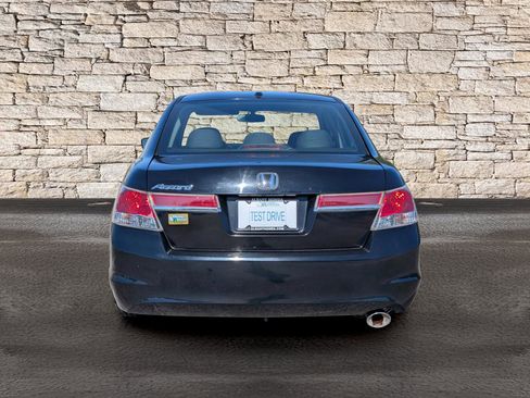 Used 2011 Honda Accord EX-L image 6
