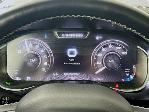 Used 2023 RAM 1500 Limited image 12