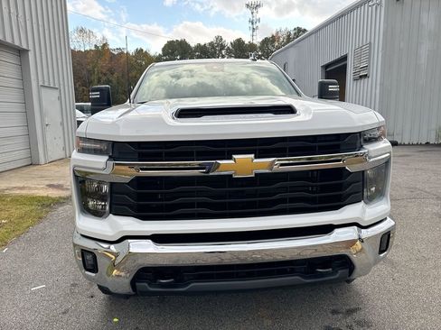 New 2026 Chevrolet Silverado 2500 LT image 10