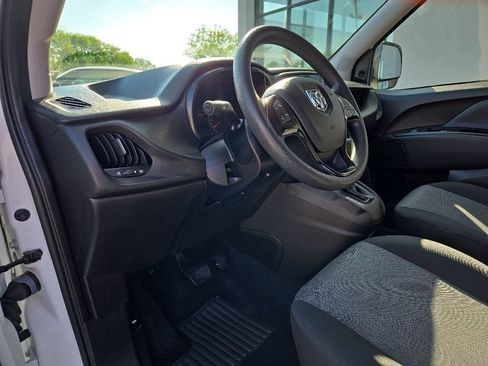 Used 2022 RAM ProMaster City Tradesman FWD image 36