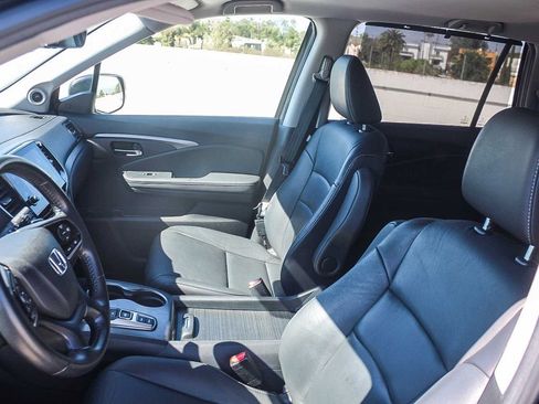 Certified 2021 Honda Pilot Special Edition image 16