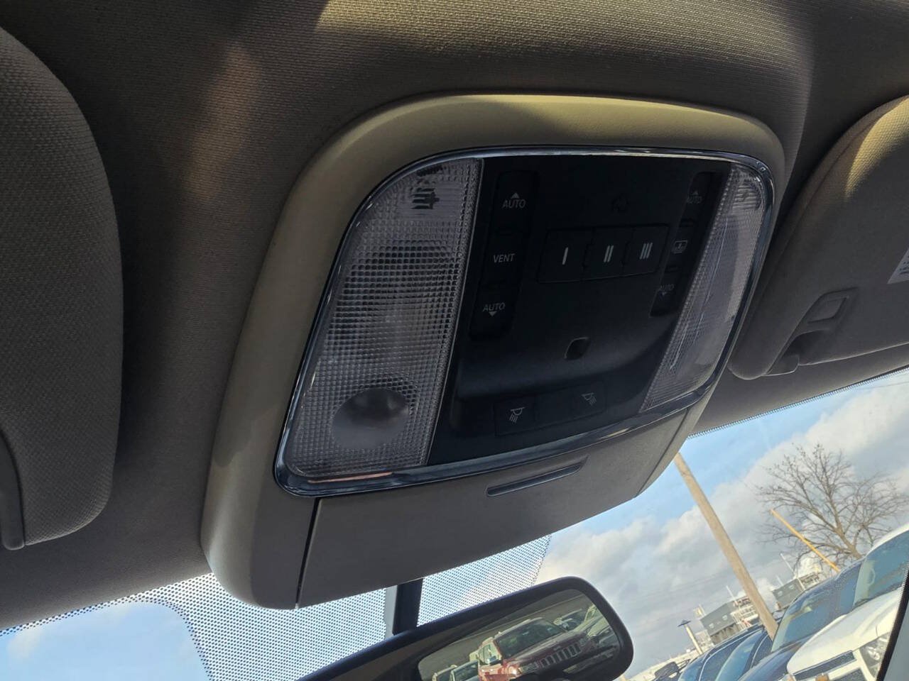 Used 2013 Jeep Grand Cherokee Laredo AWD/4WD image 58