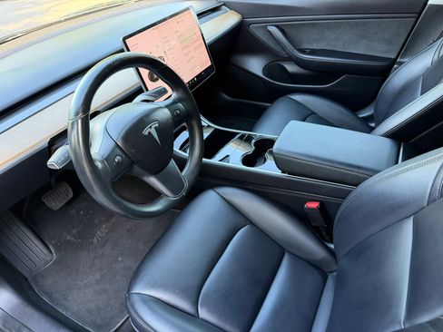 Used 2018 Tesla Model 3 Long Range RWD image 14