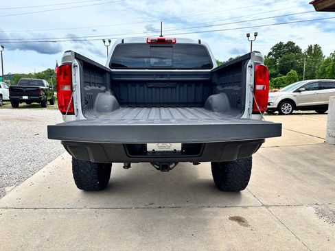 Used 2017 Chevrolet Colorado ZR2 AWD/4WD image 7