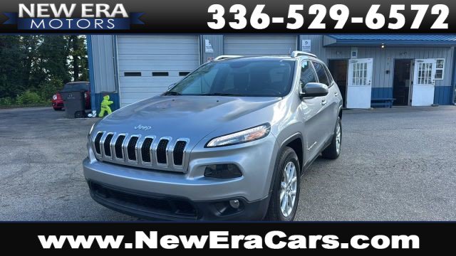 Used 2015 Jeep Cherokee Latitude AWD/4WD image 1
