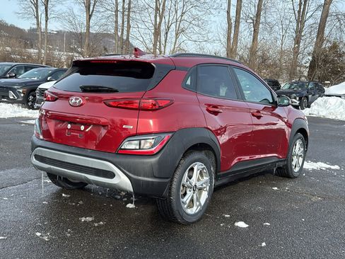 Used 2023 Hyundai Kona SEL w/ Convenience Package image 3