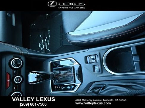 Used 2019 Subaru Crosstrek 2.0i Limited w/ Moonroof Package w/Navigation image 14