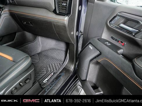 Used 2024 GMC Sierra 1500 AT4 w/ Technology Package AWD/4WD image 25