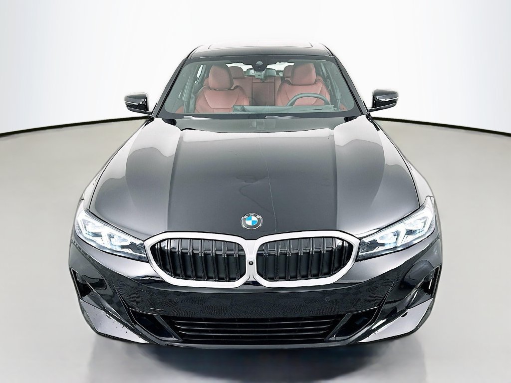 Used 2026 BMW 330i Sedan w/ Premium Package RWD image 2