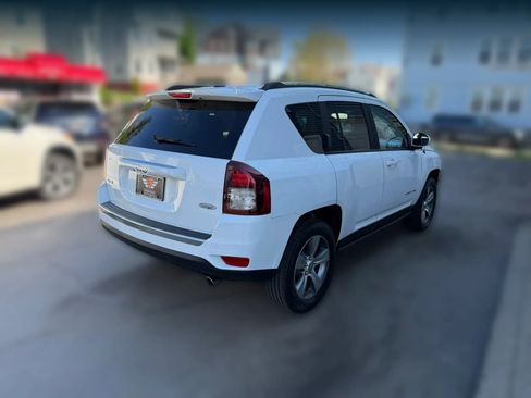 Used 2016 Jeep Compass High Altitude AWD/4WD image 5