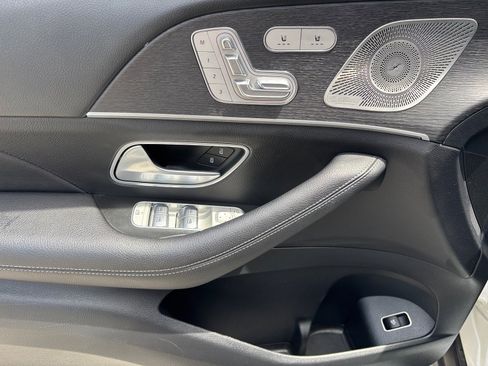 Used 2022 Mercedes-Benz GLE 350 w/ Premium Package image 28