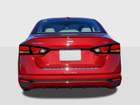 New 2026 Nissan Altima 2.5 SV FWD image 4